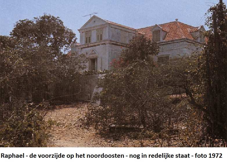 24. Raphael voorzijde op het noordoosten 1972